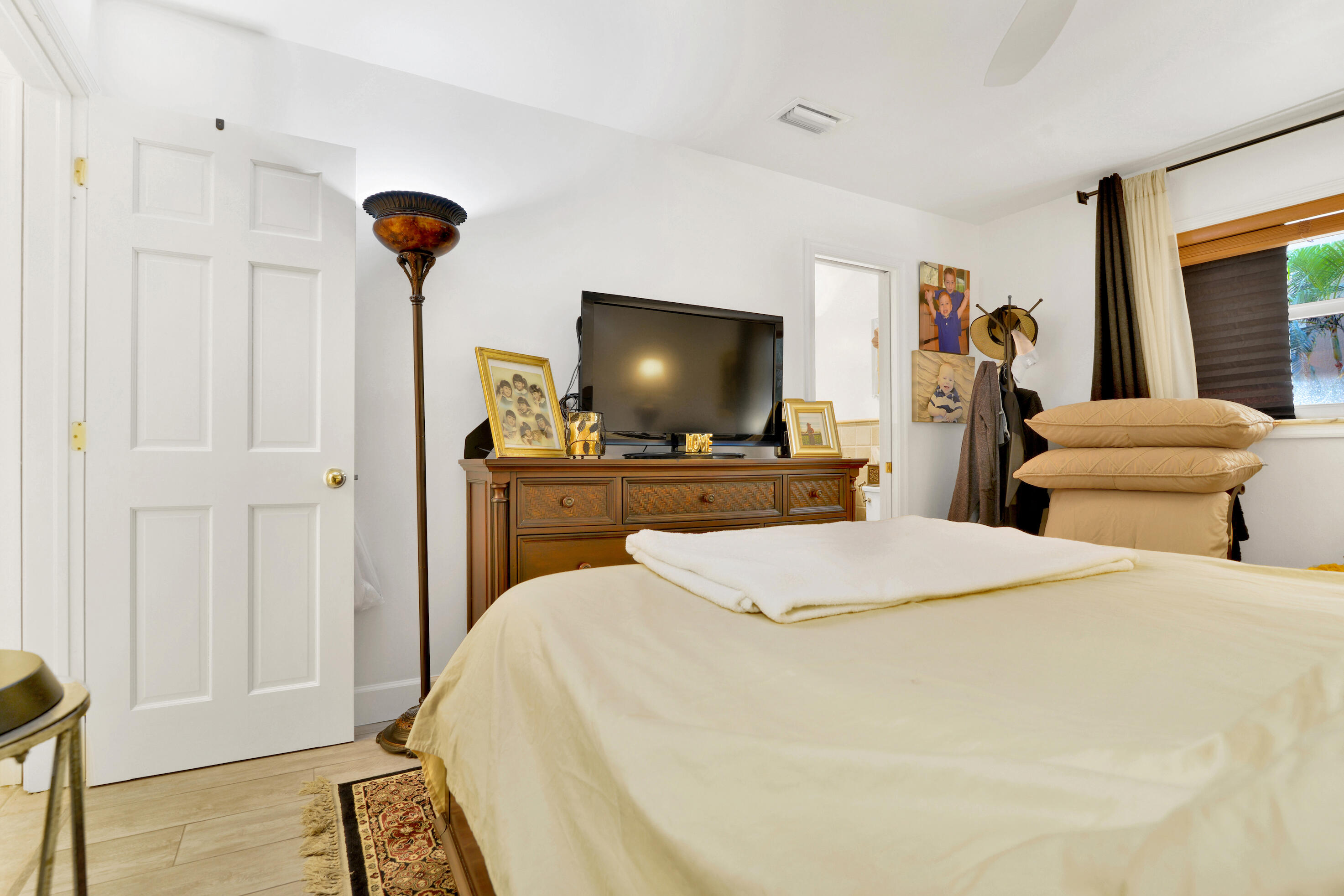 2501 South Ocean Boulevard, Unit 1020 Boca Raton, FL 33432 - Photo 32 of 33 BocaRatonStudio 26