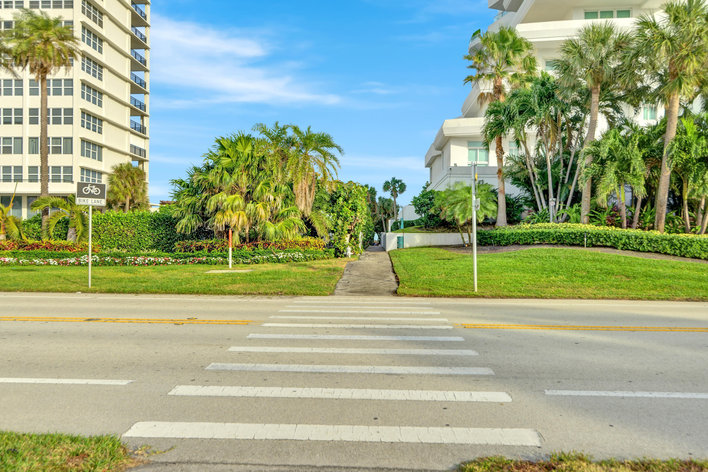 2501 South Ocean Boulevard, Unit 1020 Boca Raton, FL 33432 - Photo 10 of 33 BocaRatonStudio 30