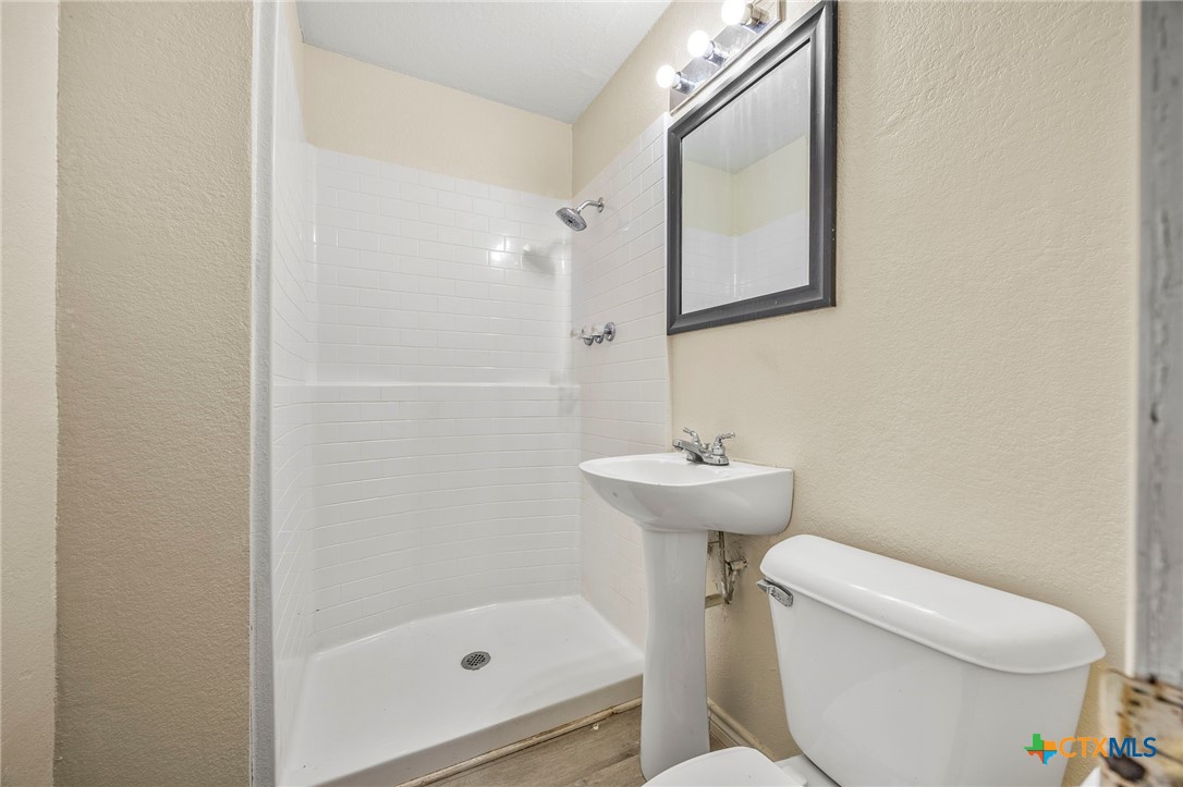 504 Blake Street Killeen, TX 76541 - Photo 18 of 31