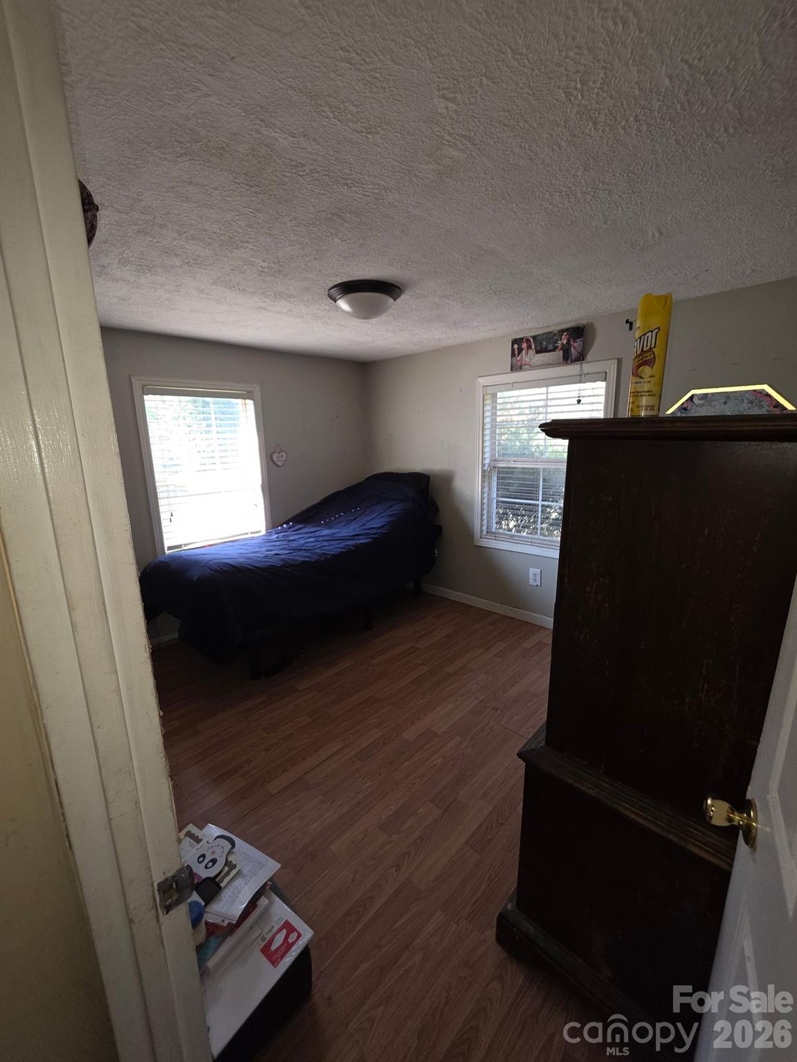 2927 Caney Creek Road Murphy, NC 28906 - Photo 13 of 22 a living room with furniture and a window