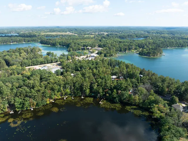 $555,000 | N2577 Ottman Drive, Waupaca, WI 54981