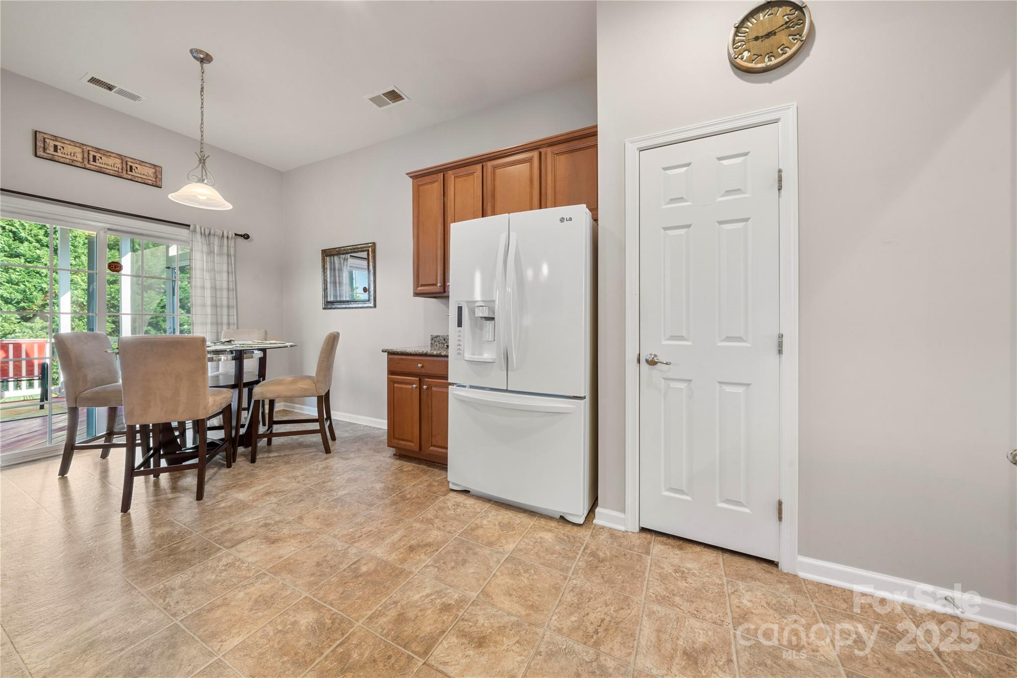 2009 Clover Hill Road Fort Mill, SC 29707 - Photo 6 of 46 Gallery Image 6