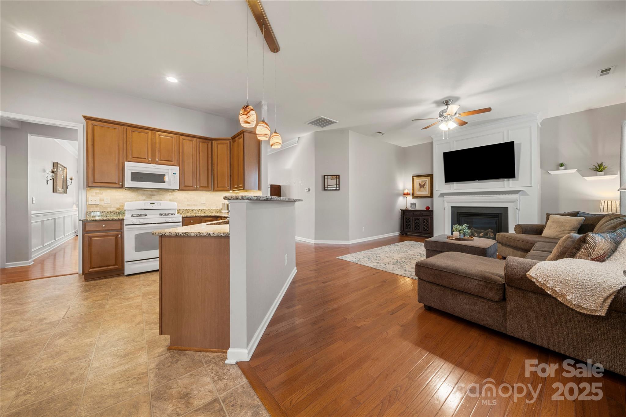 2009 Clover Hill Road Fort Mill, SC 29707 - Photo 8 of 46 Gallery Image 8