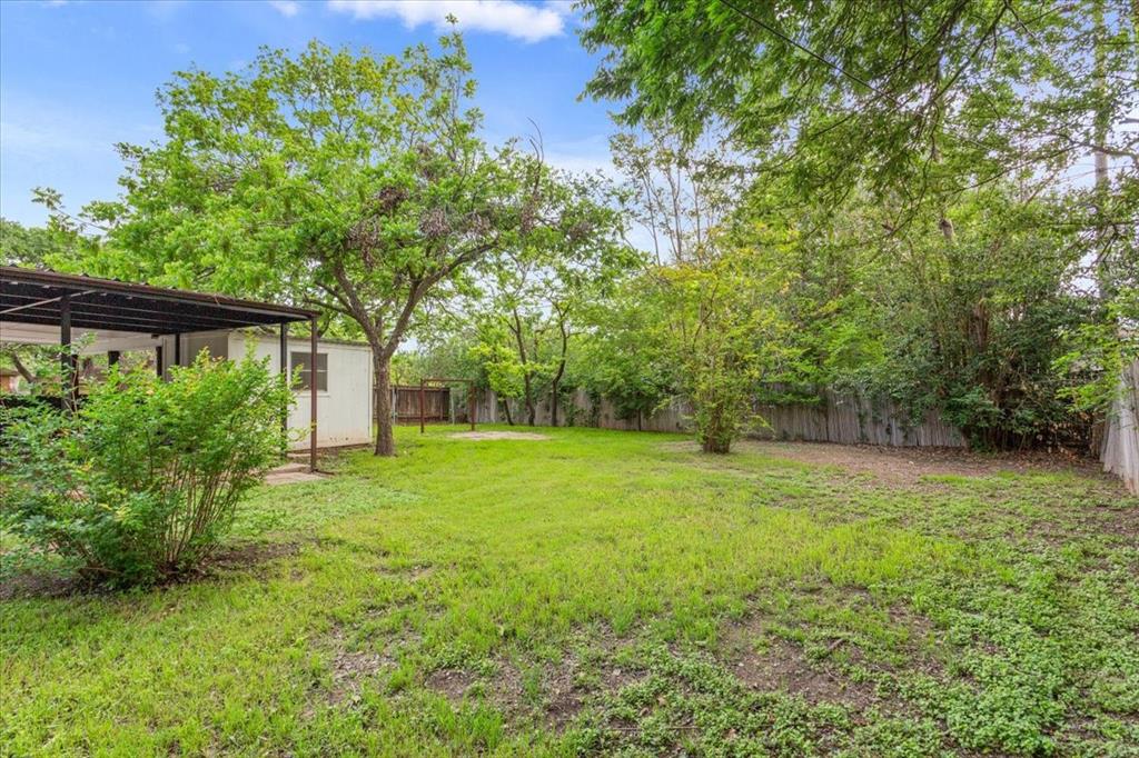 2025 Lenamon Street Waco, TX 76710 - Photo 23 of 24