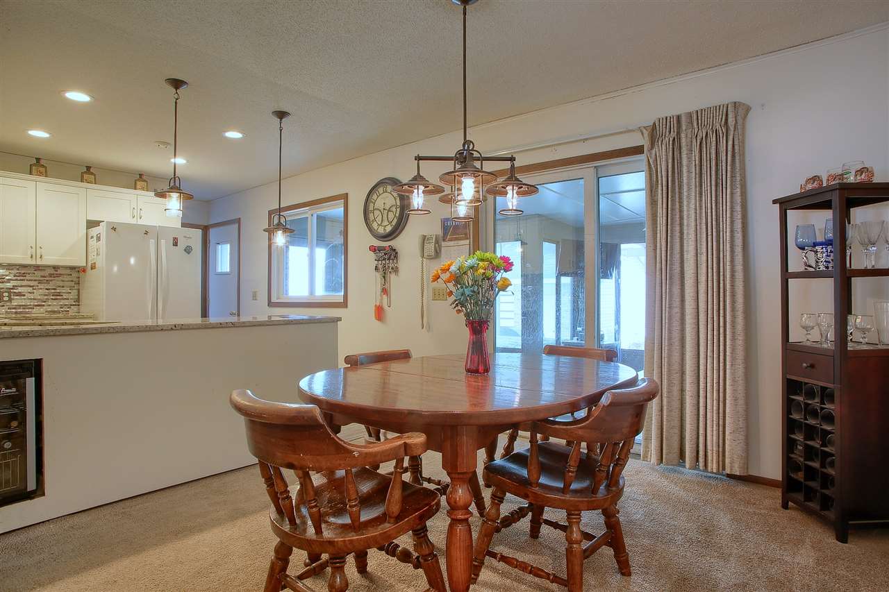 48660 Callens Road Chesterfield, MI 48047 - Photo 8 of 34