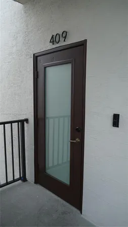 $3,200 | 8301 Northwest 41st Street, Unit B409, Doral, FL 33178