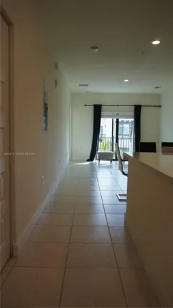 $3,200 | 8301 Northwest 41st Street, Unit B409, Doral, FL 33178
