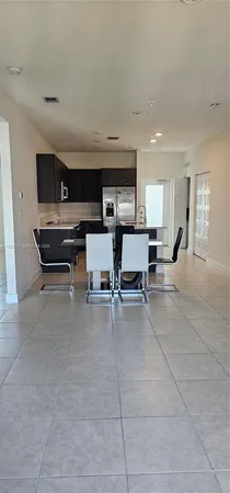 $3,200 | 8301 Northwest 41st Street, Unit B409, Doral, FL 33178