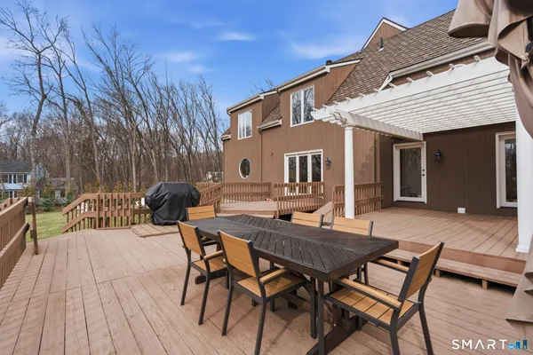 $959,000 | 28 East Ridge Court, Cheshire, CT 06410