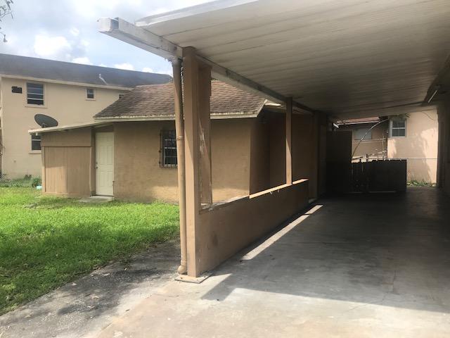 494 Bacom Point Road Pahokee, FL 33476 - Photo 6 of 12 IMG_6658