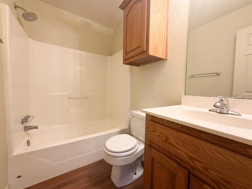 1402 Marble Road Ennis, TX 75119 - Photo 5 of 17