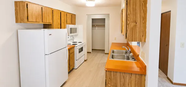 $655 | 16 Green River Road, Unit 205, Morris, MN 56267