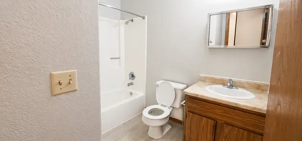 $655 | 16 Green River Road, Unit 205, Morris, MN 56267