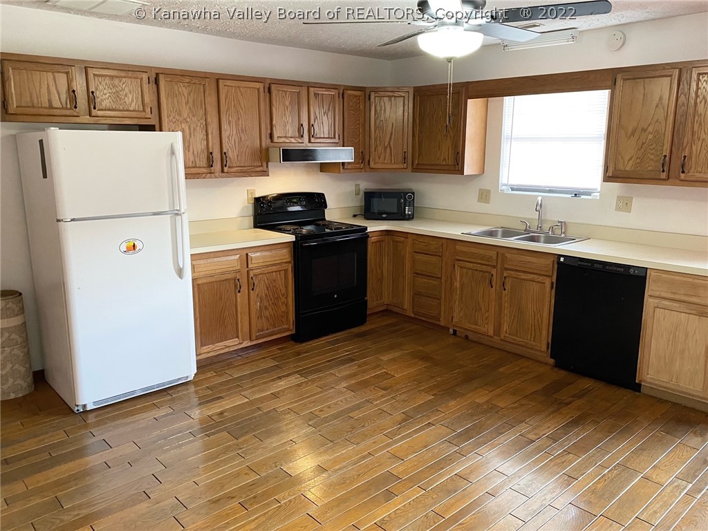 12 Central Avenue Elkview, WV 25071 - Photo 4 of 21 Gallery Image 4