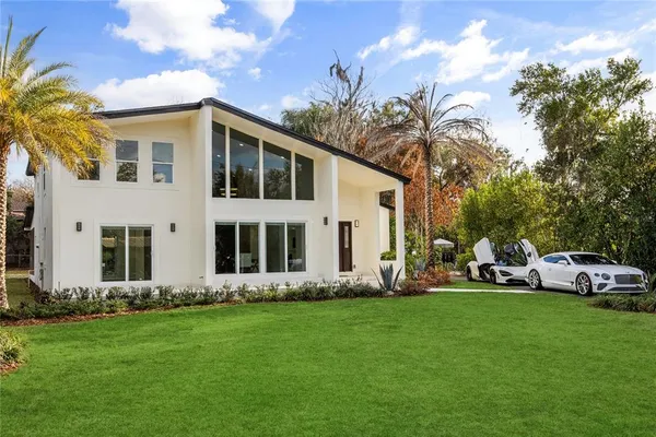 $900,000 | 4 Chase Road, Windermere, FL 34786