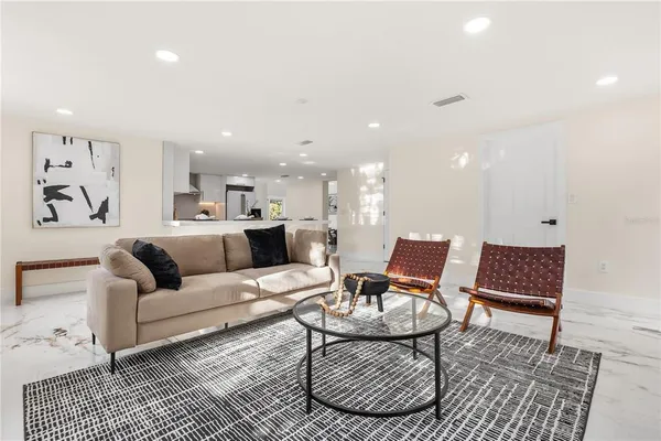 $875,000 | 4 Chase Road, Windermere, FL 34786
