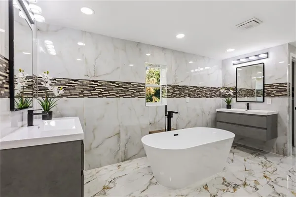 $875,000 | 4 Chase Road, Windermere, FL 34786