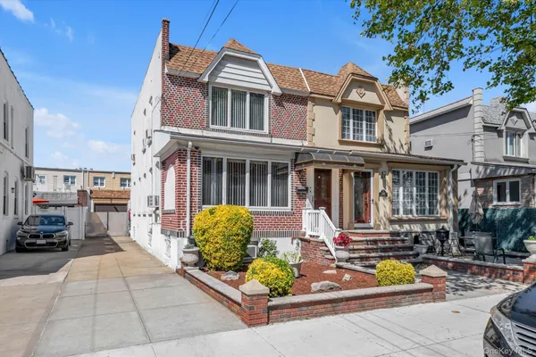 $1,148,800 | 59-30 71st Street | Maspeth