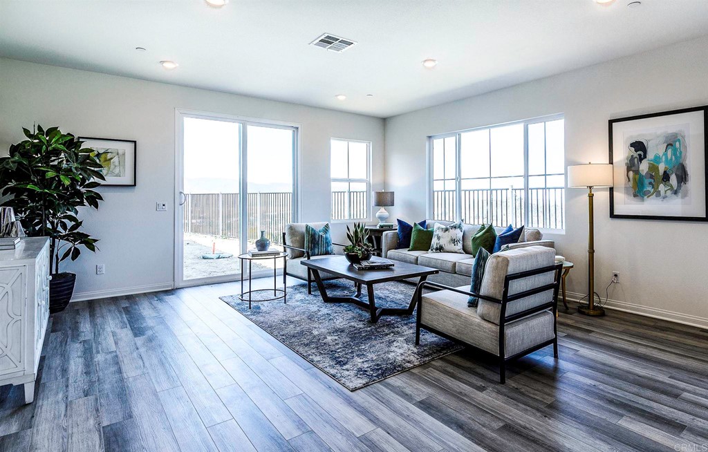 495 Fitzpatrick Road San Marcos, CA 92069 - Photo 3 of 13