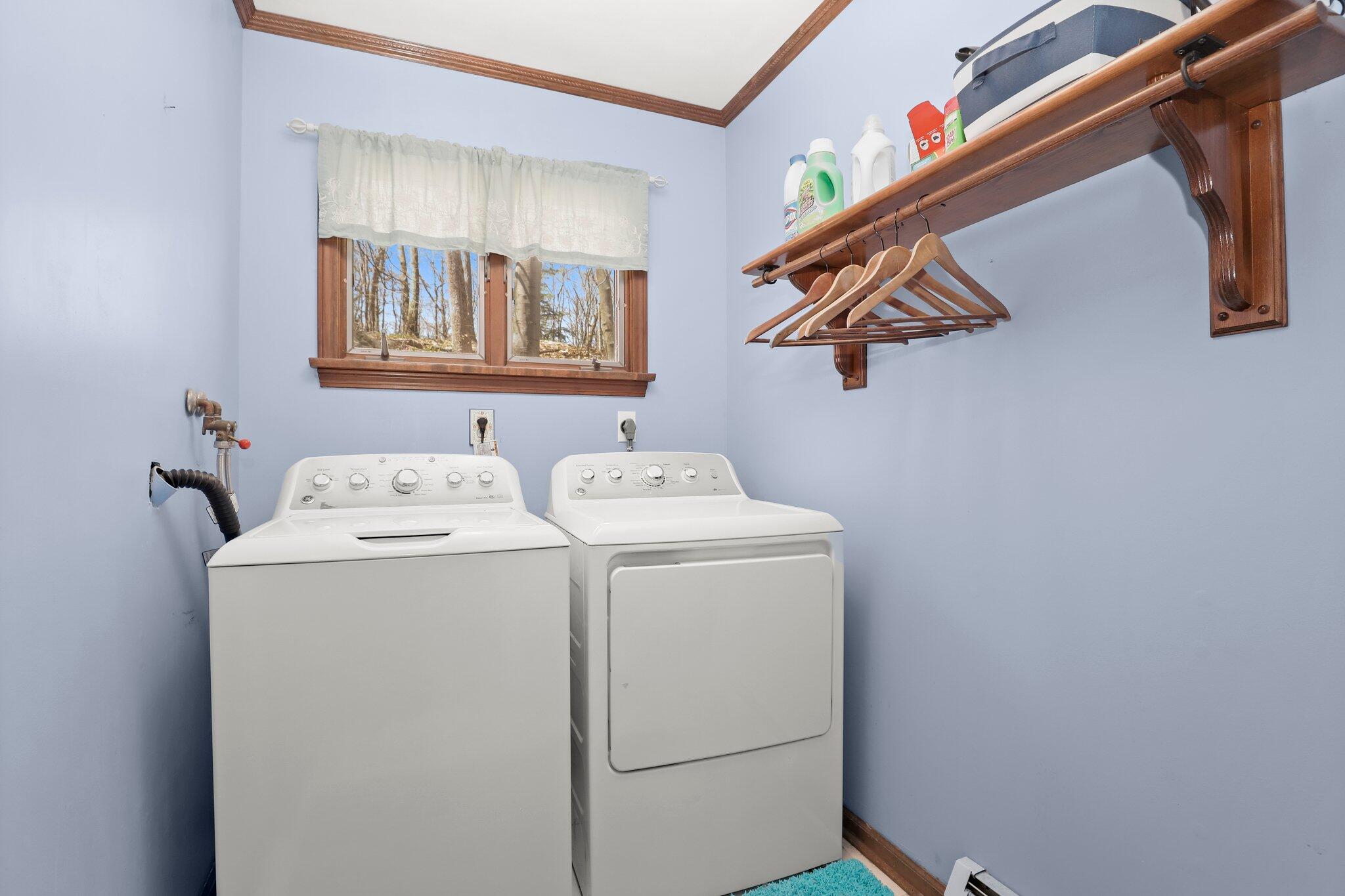 7 Allen Way Bethel, CT 06801 - Photo 8 of 31 a utility room with dryer and washer