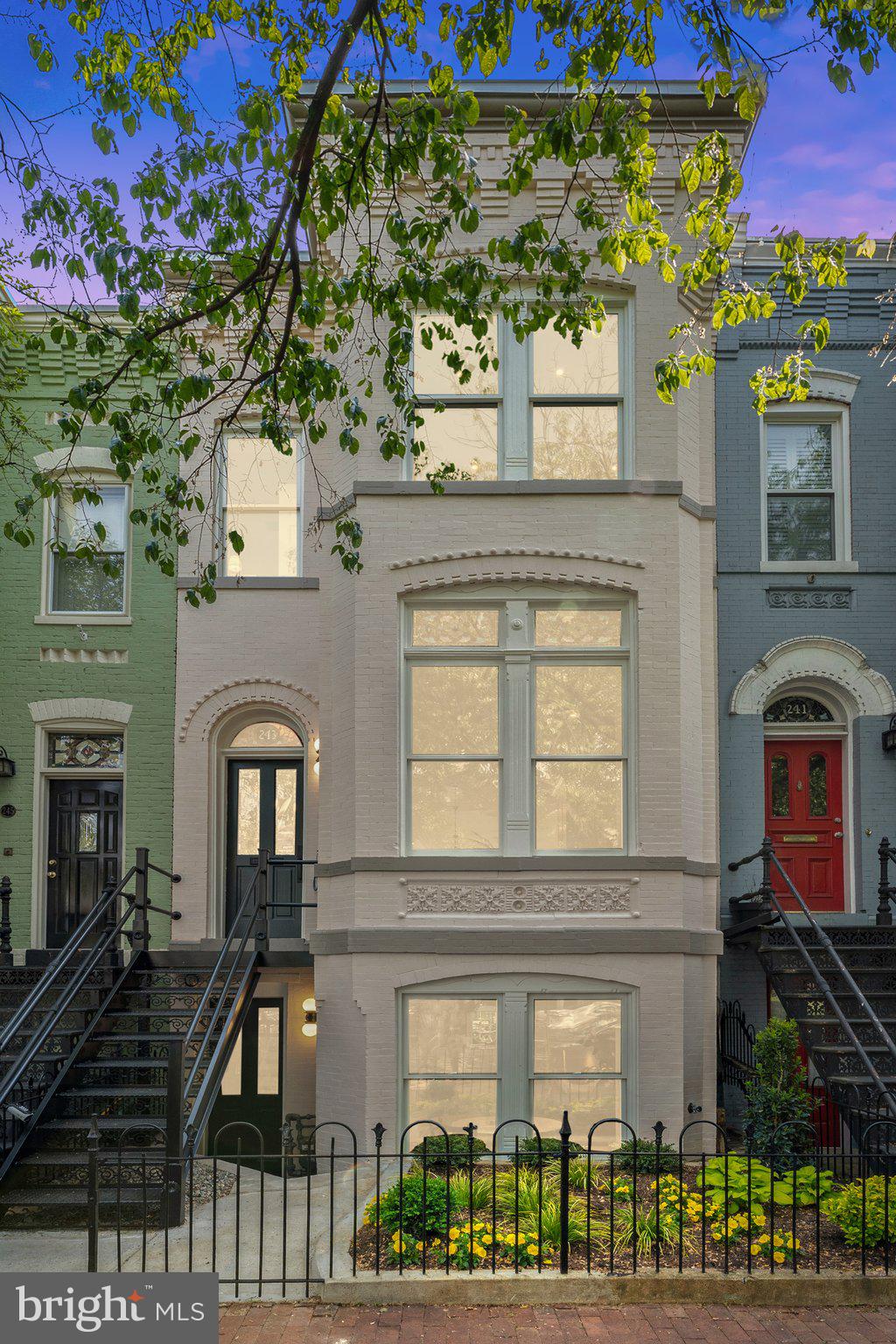 243 10th Street Northeast Washington, DC 20002 - Photo 2 of 73