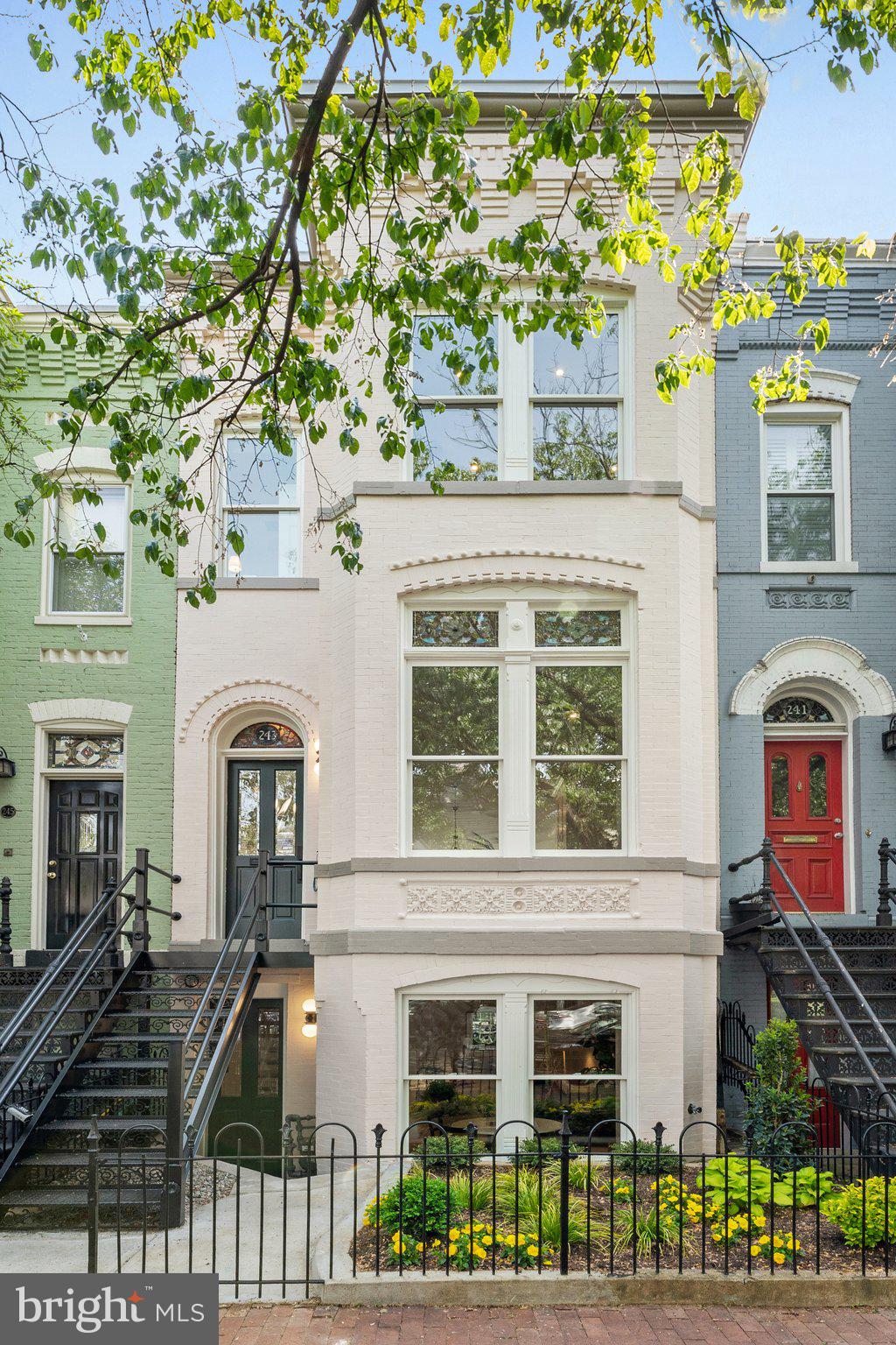 243 10th Street Northeast Washington, DC 20002 - Photo 3 of 73