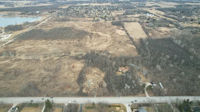 $249,900 | 15734 Buckley Road, Libertyville, IL 60048