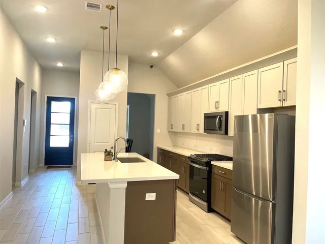 $2,275 | 12614 White Pelican Court, Cypress, TX 77433