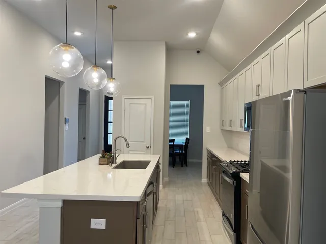 $2,275 | 12614 White Pelican Court, Cypress, TX 77433