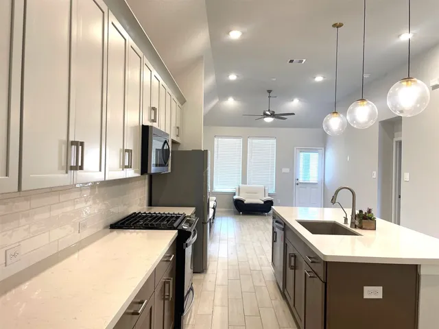 $2,275 | 12614 White Pelican Court, Cypress, TX 77433