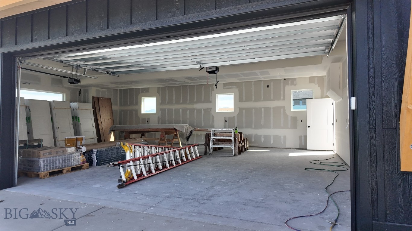 200 Crossbill Road Bozeman, MT 59718 - Photo 9 of 20 Gallery Image 9