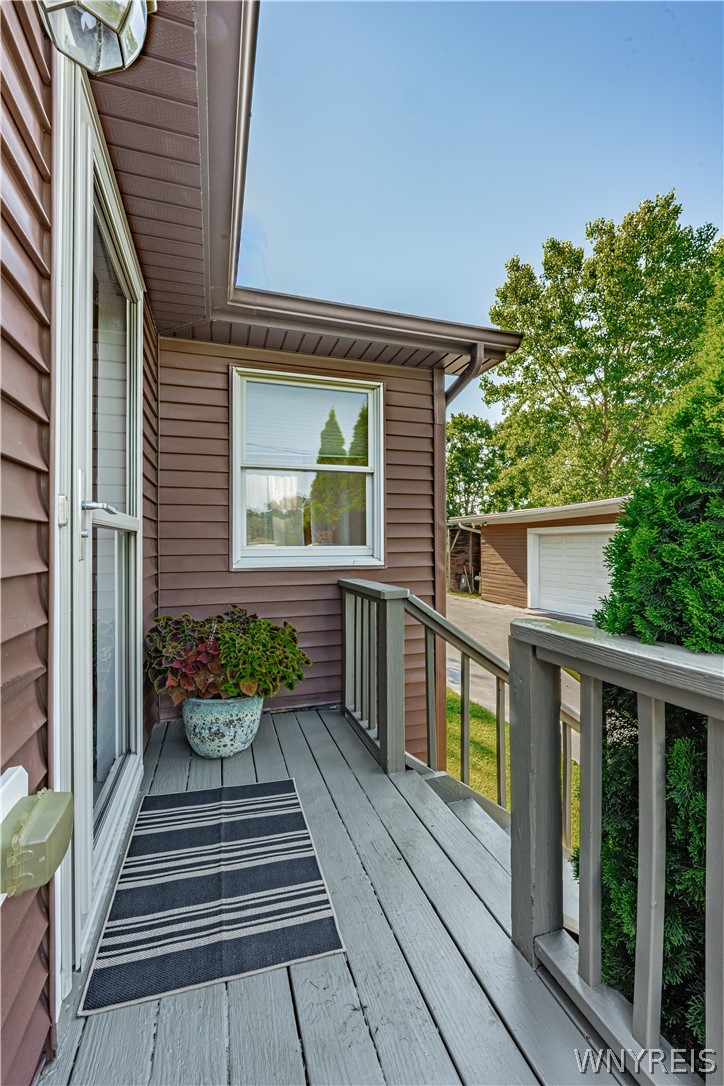 6201 Crosby Road Lockport Town, NY 14094 - Photo 5 of 43