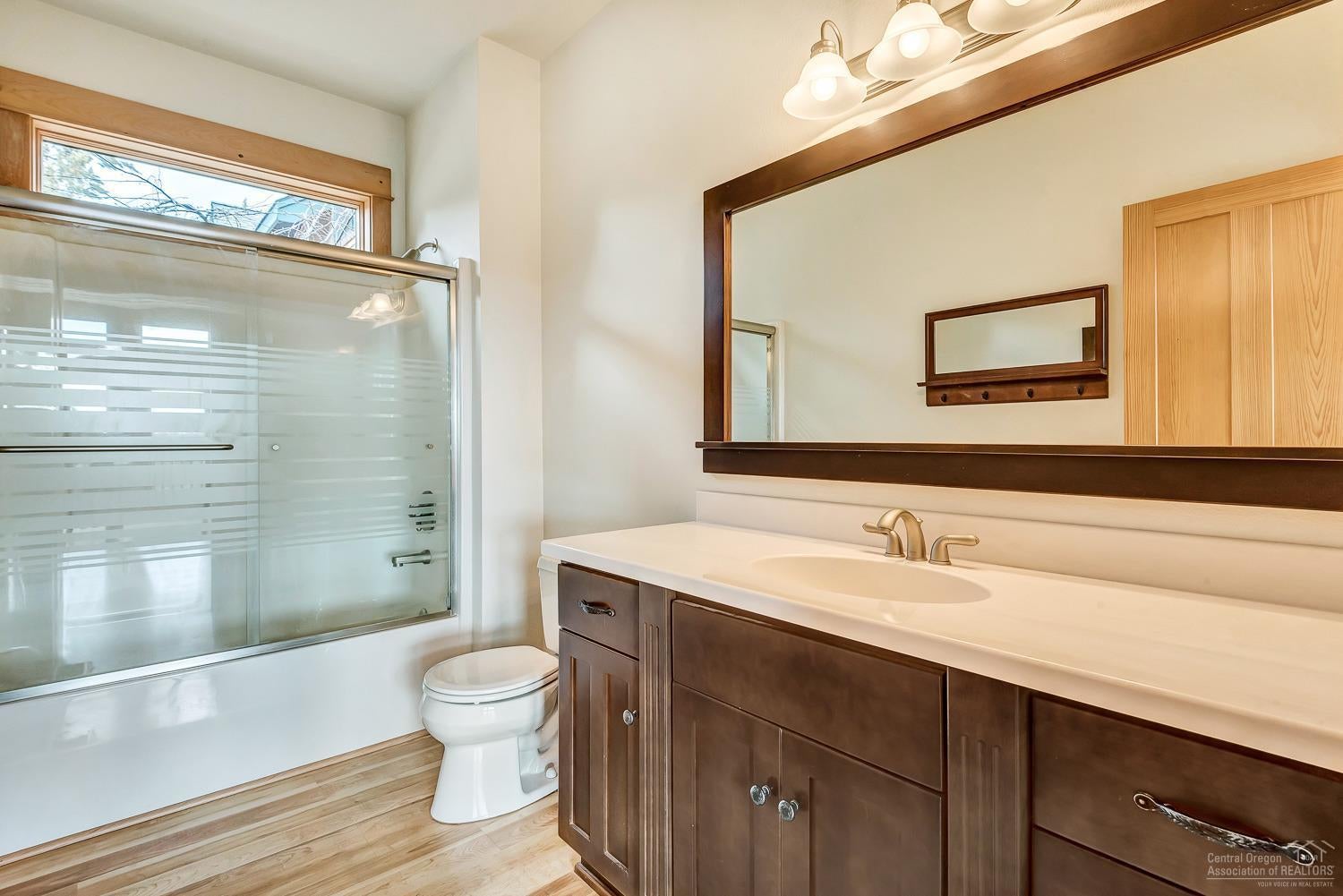 17655 Mountain View Road Sisters, OR 97759 - Photo 11 of 25 Gallery Image 11