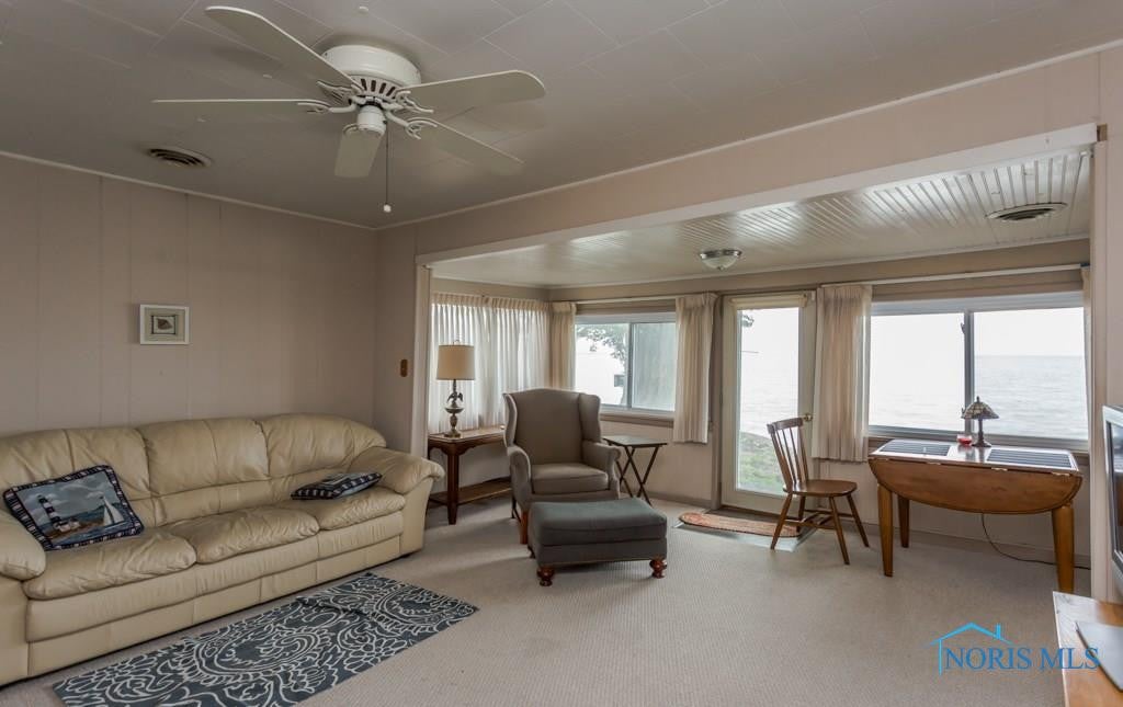 2739 East Sand Road Port Clinton, OH 43452 - Photo 9 of 26 Gallery Image 9