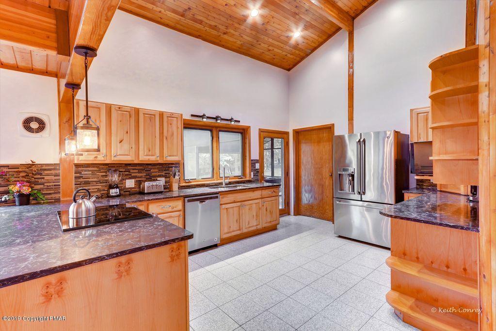 4318 High Road Cresco, PA 18326 - Photo 4 of 25 kitchen 2