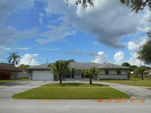 7100 Plantation Road Plantation, FL 33317 - Photo 1 of 7 Front