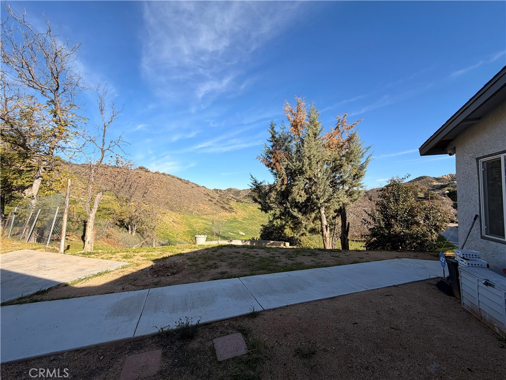 30009 Hunstock Street Castaic, CA 91384 - Photo 20 of 23 a view of lake view and mountain view