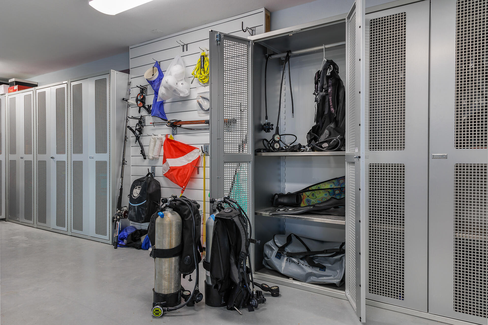 57223 Morton Street Marathon, FL 33050 - Photo 105 of 159 Guest house storage lockers in garage