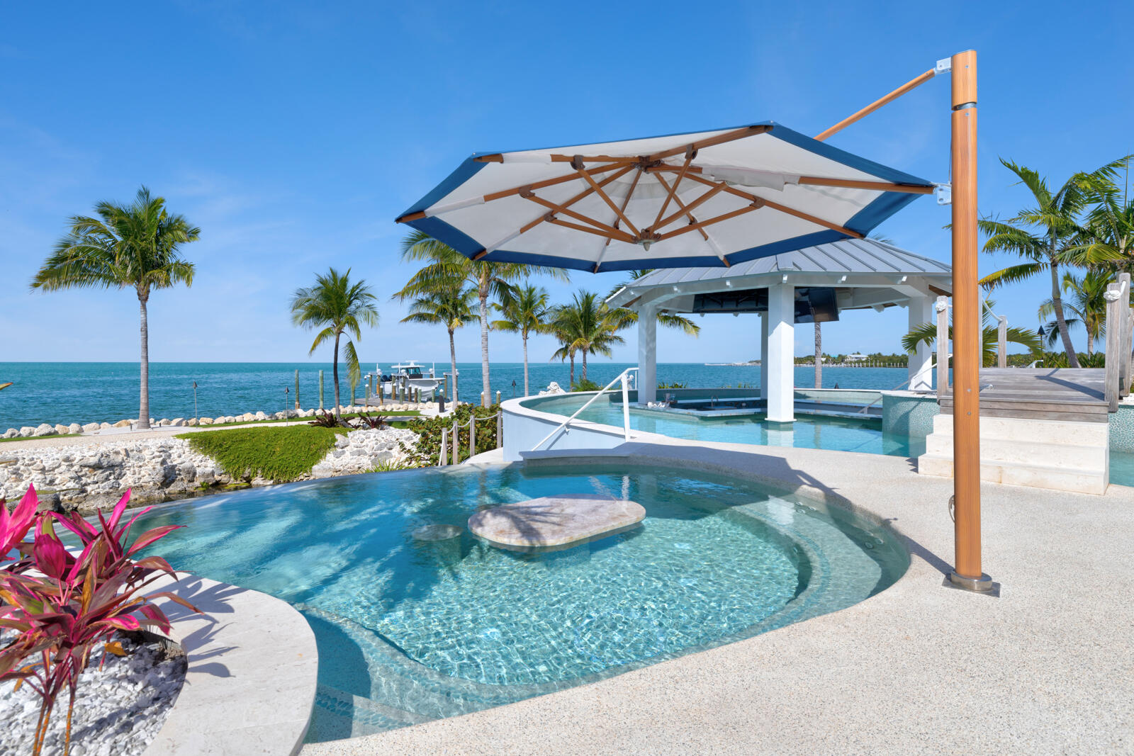 57223 Morton Street Marathon, FL 33050 - Photo 113 of 159 Pool dining area