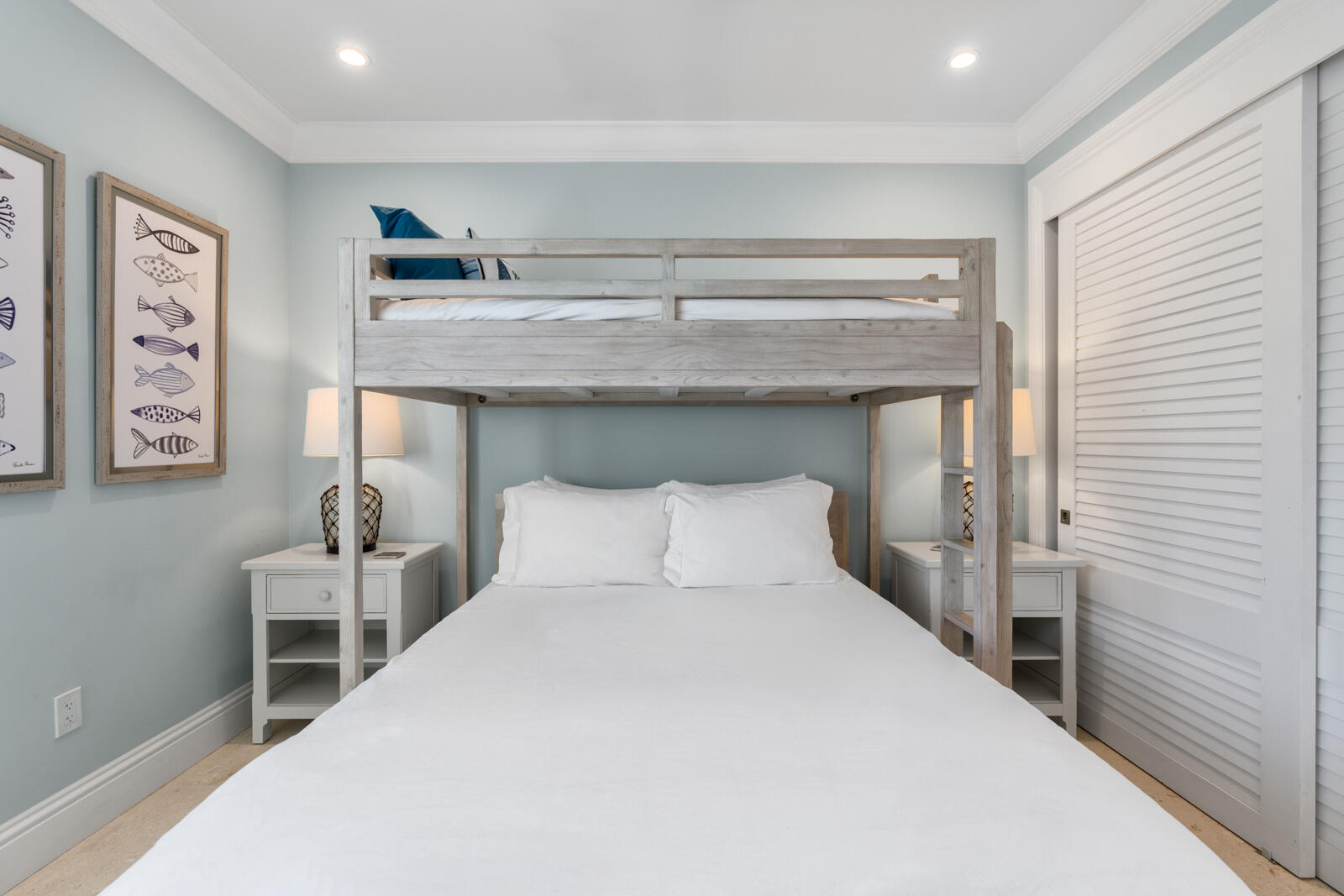 57223 Morton Street Marathon, FL 33050 - Photo 128 of 159 a bedroom with a bed and painting on the wall