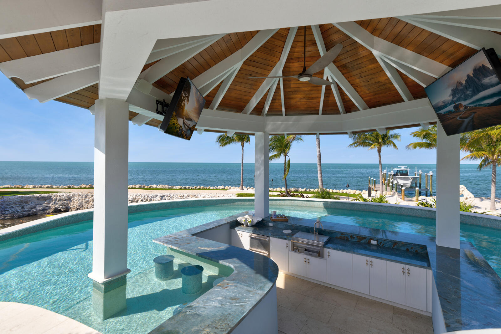 57223 Morton Street Marathon, FL 33050 - Photo 13 of 159 Pool bar