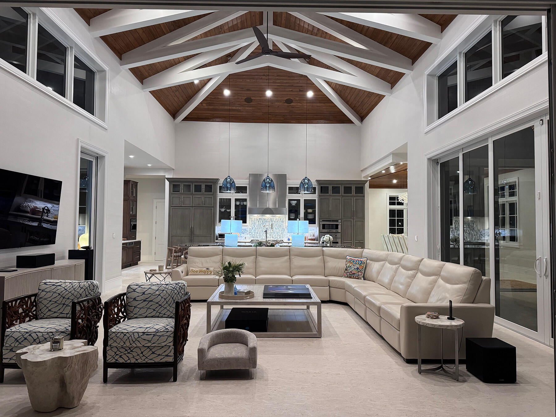 57223 Morton Street Marathon, FL 33050 - Photo 7 of 159 Living room evening