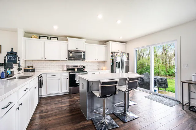 $344,888 | 621 Arizona Boulevard, Three Rivers, MI 49093