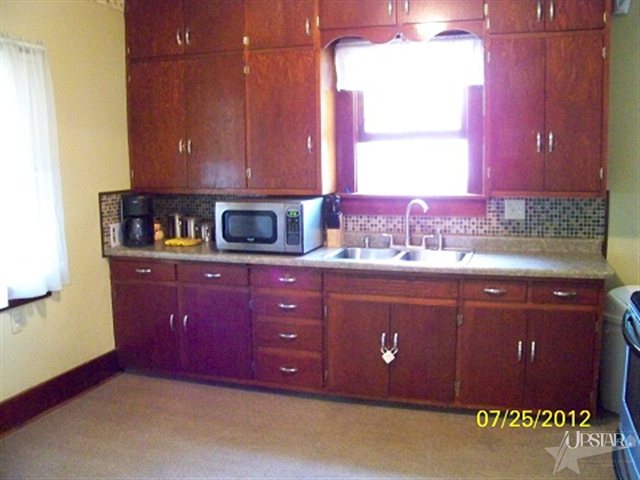 121 South 11th Street Decatur, IN 46733 - Photo 9 of 13 Gallery Image 9