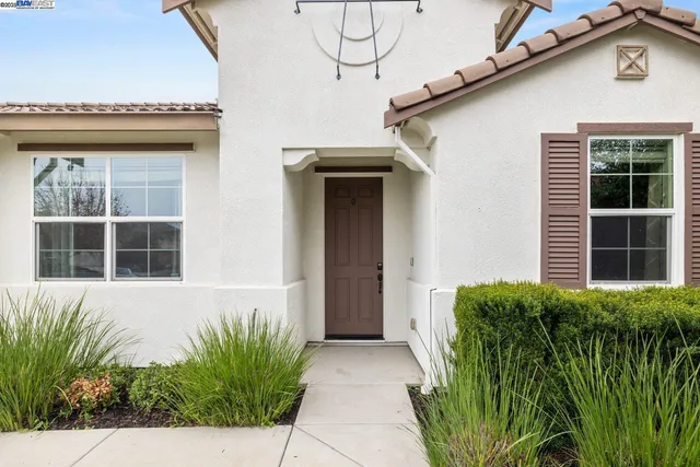 $825,000 | 917 Talaria Court, Oakley, CA 94561