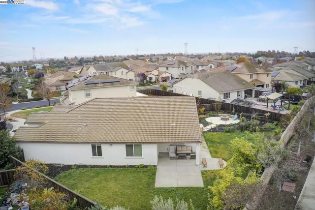 $825,000 | 917 Talaria Court, Oakley, CA 94561
