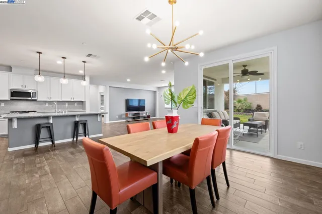 $825,000 | 917 Talaria Court, Oakley, CA 94561