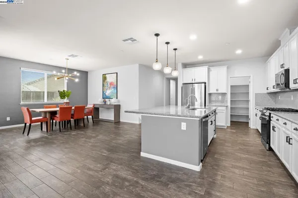 $825,000 | 917 Talaria Court, Oakley, CA 94561