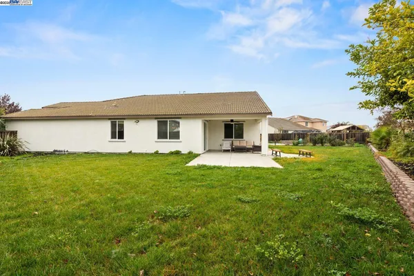 $825,000 | 917 Talaria Court, Oakley, CA 94561