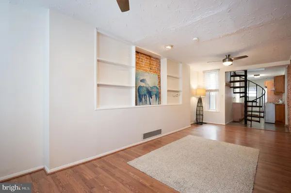 $268,000 | 1422 North Lincoln Street, Wilmington, DE 19806